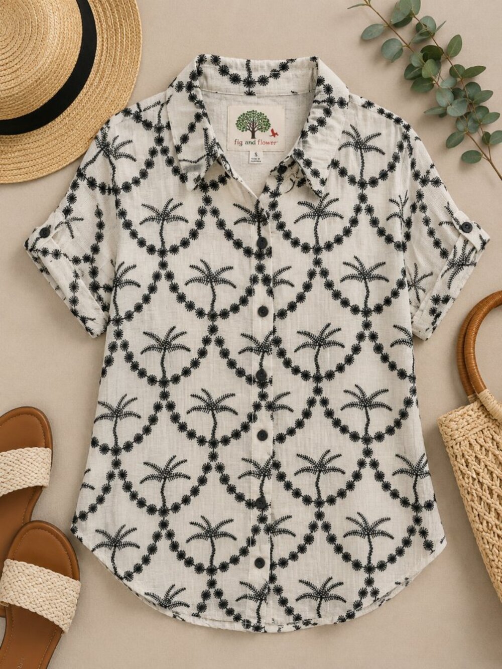 Fig & Flower Embroidered Palm Tree Button Front Blouse Small Tropical Resort Top